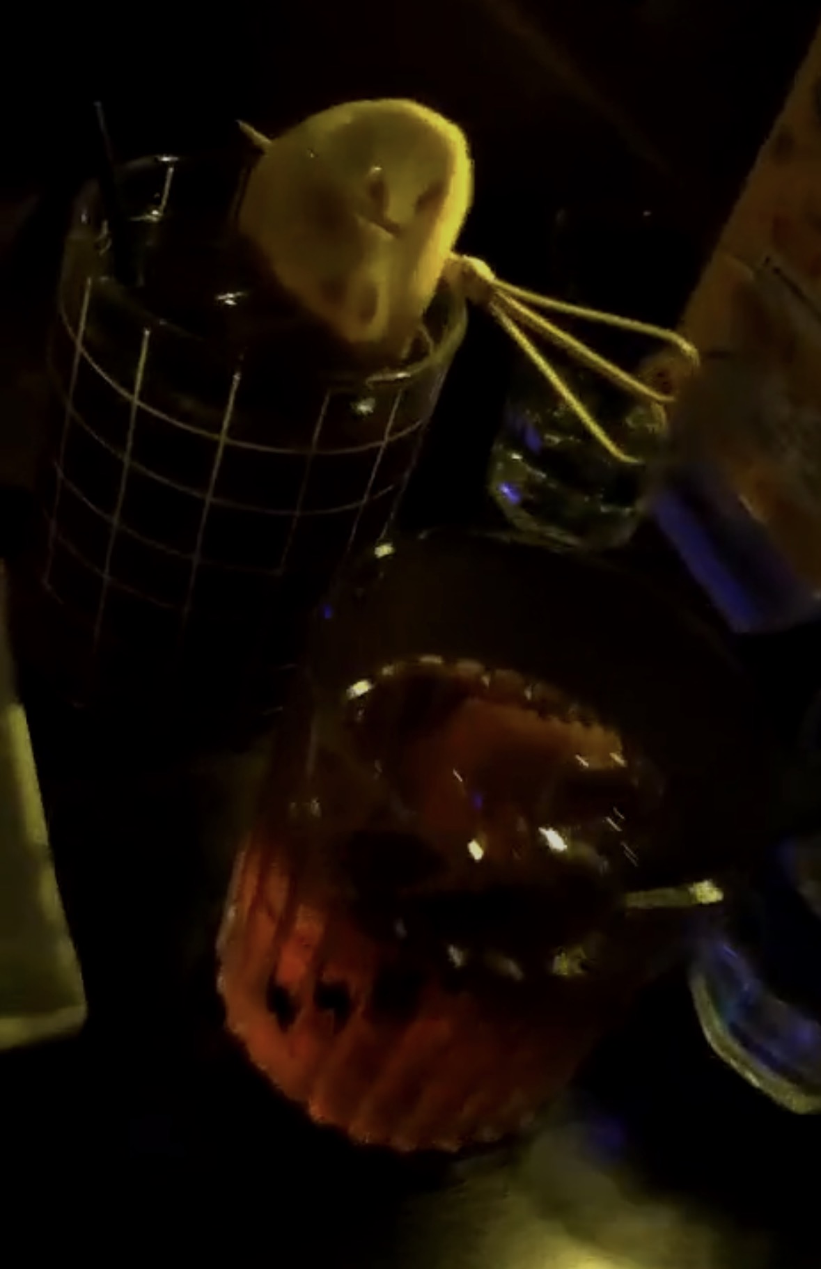 请输入图片描述